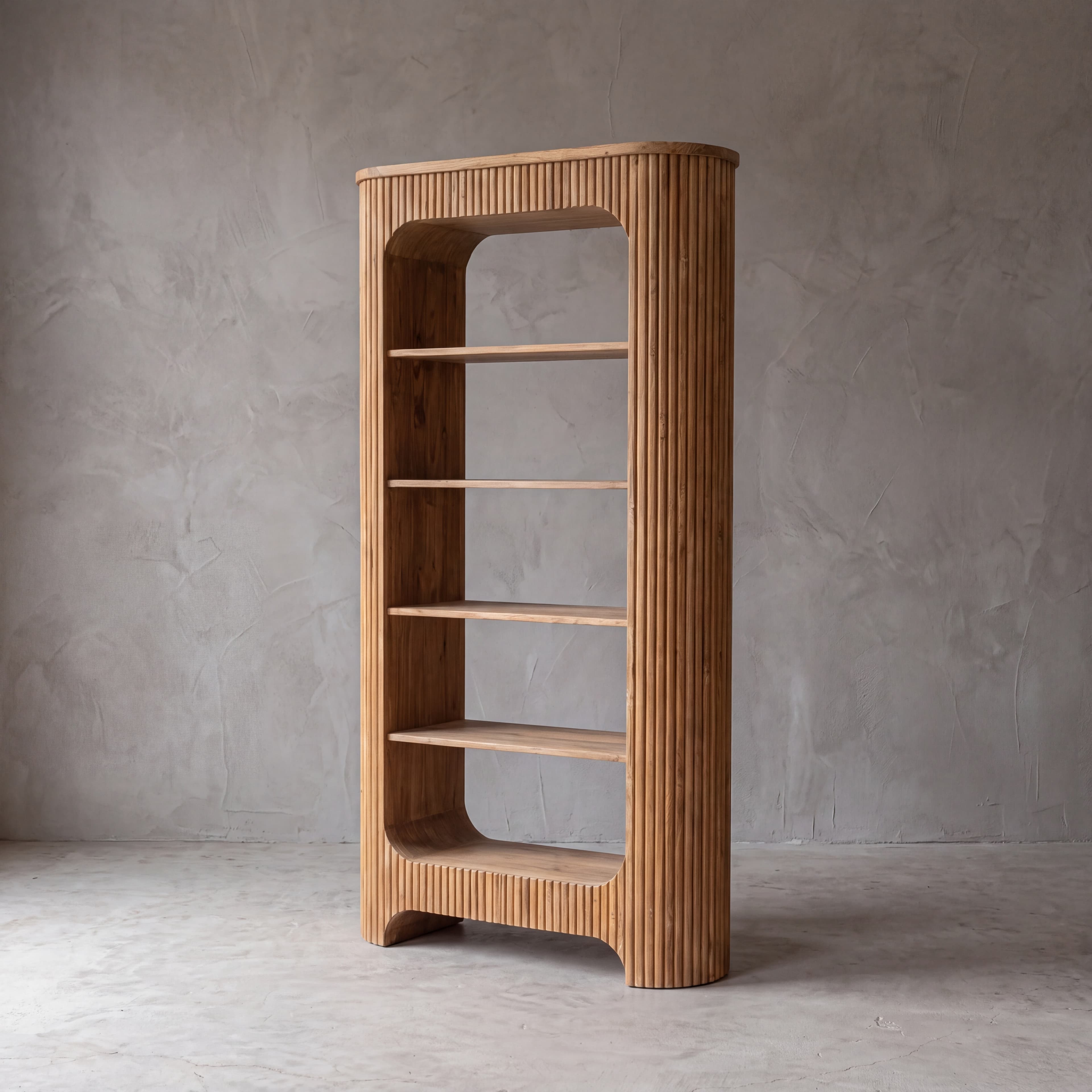 Boekenkast Rujen van gerecycled teak, open, schuin vooraanzicht met afgeronde latten en zonder achterwand