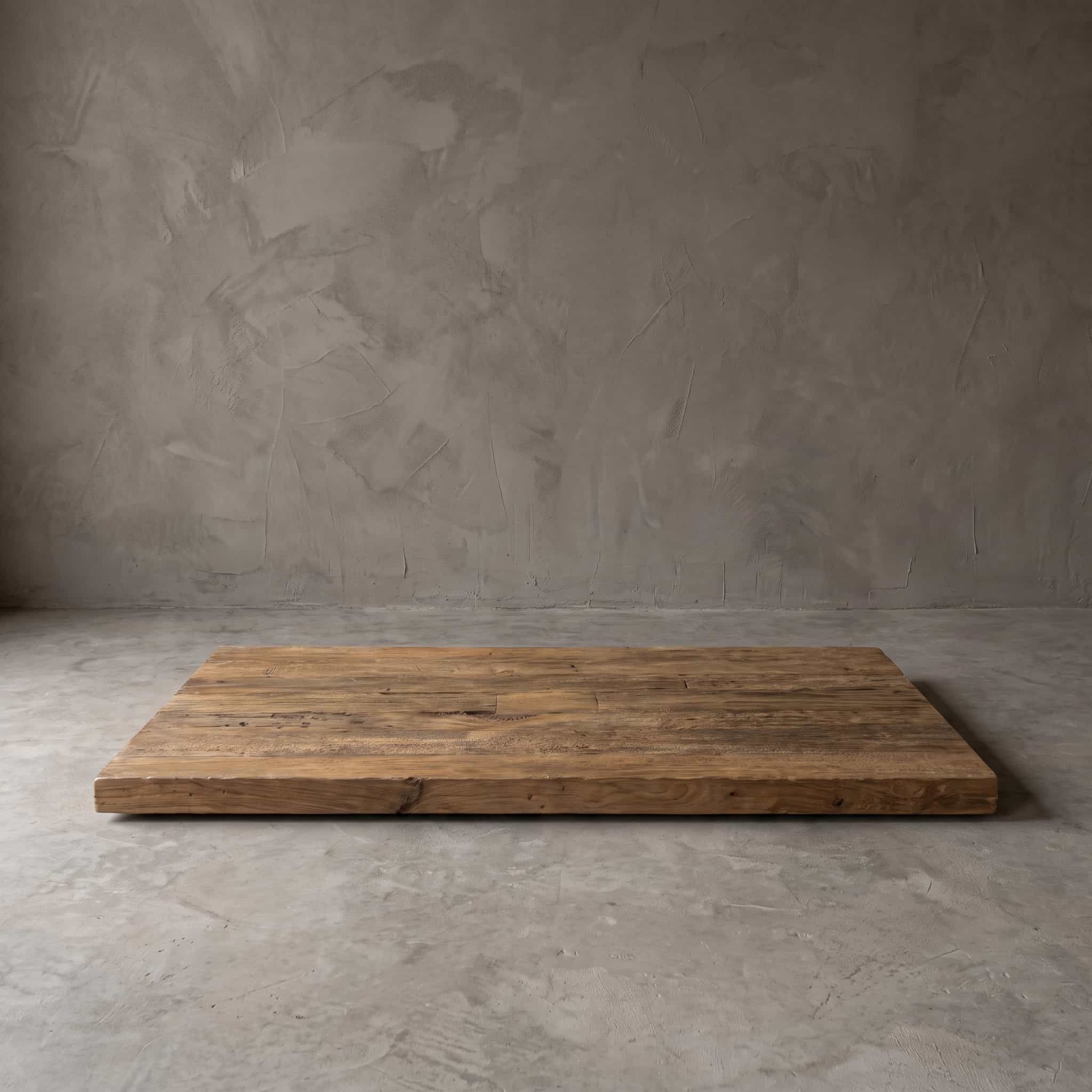 Tafelblad Balok van gerecycled hardhout, rechthoekig, plat op de vloer met planken in de lengte